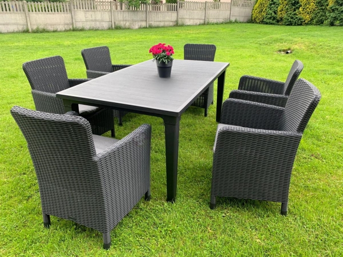 Tani zestaw mebli ogrodowych stołowych