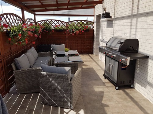 Idealne meble ogrodowe do kącika grillowego