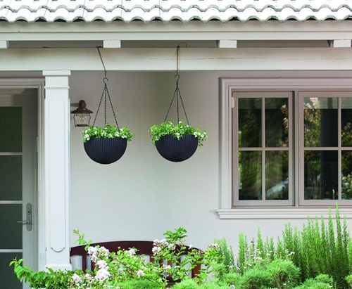 Plastikowa doniczka wisząca technorattan efekt Keter