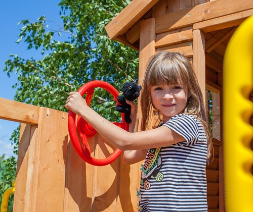 Strefa zabaw w ogrodzie - przydomowy plac zabaw