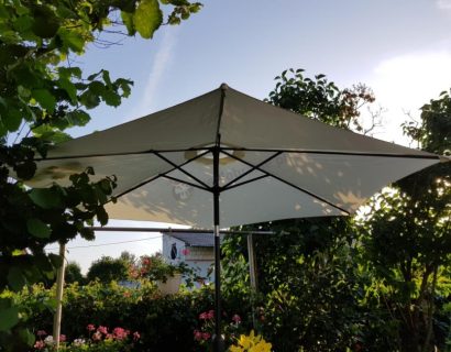 centralny parasol ogrodowy