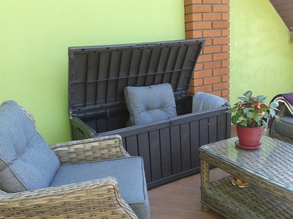 skrzynka plastikowa ogrodowa