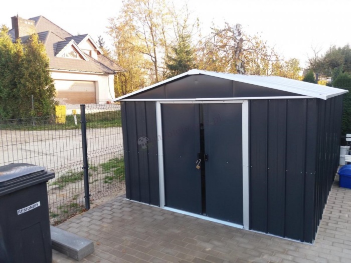 domek ogrodowy z blachy