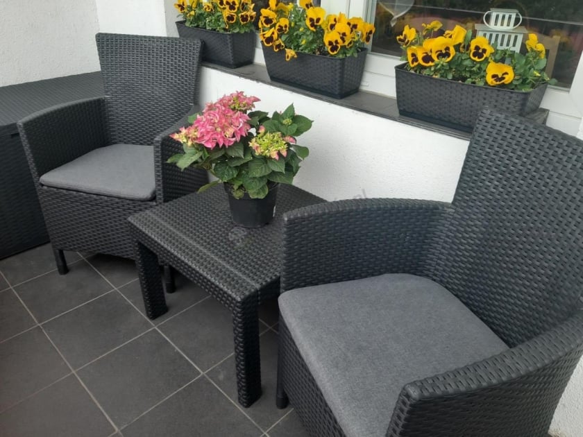 jak urządzić balkon tanim kosztem