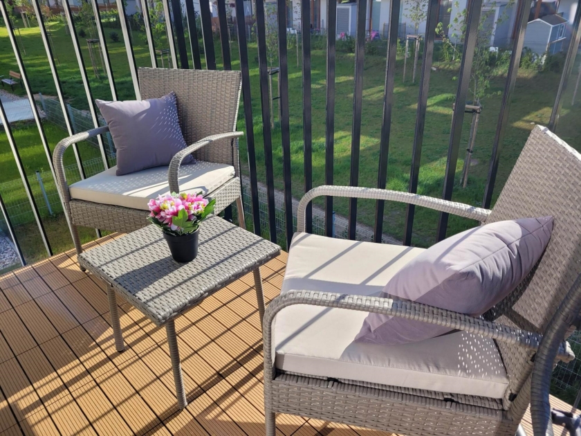 jak tanio urządzić balkon