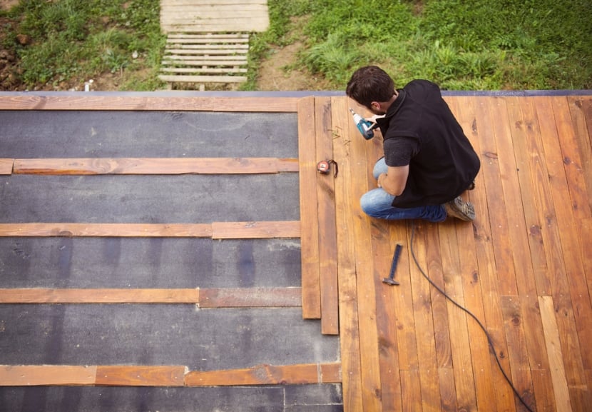 Jak zrobić taras drewniany? Wszystko, co warto wiedzieć przed budową tarasu z drewna