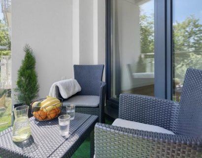 Jak urządzić słoneczny balkon