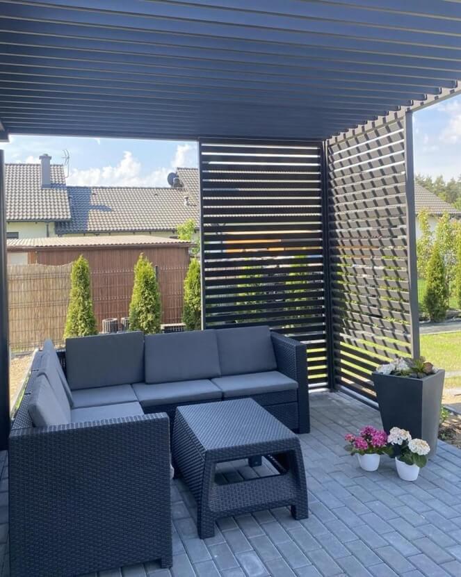 Żaluzje aluminiowe w pergoli
