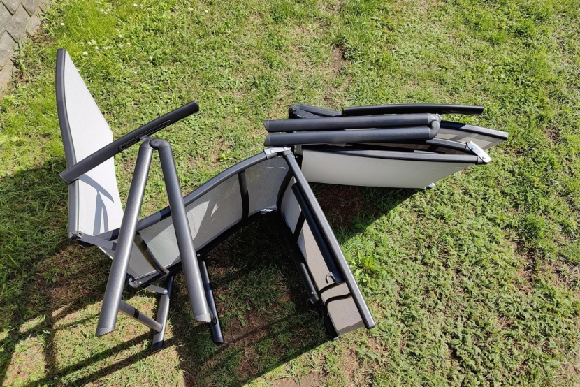 składane leżaki na plażę