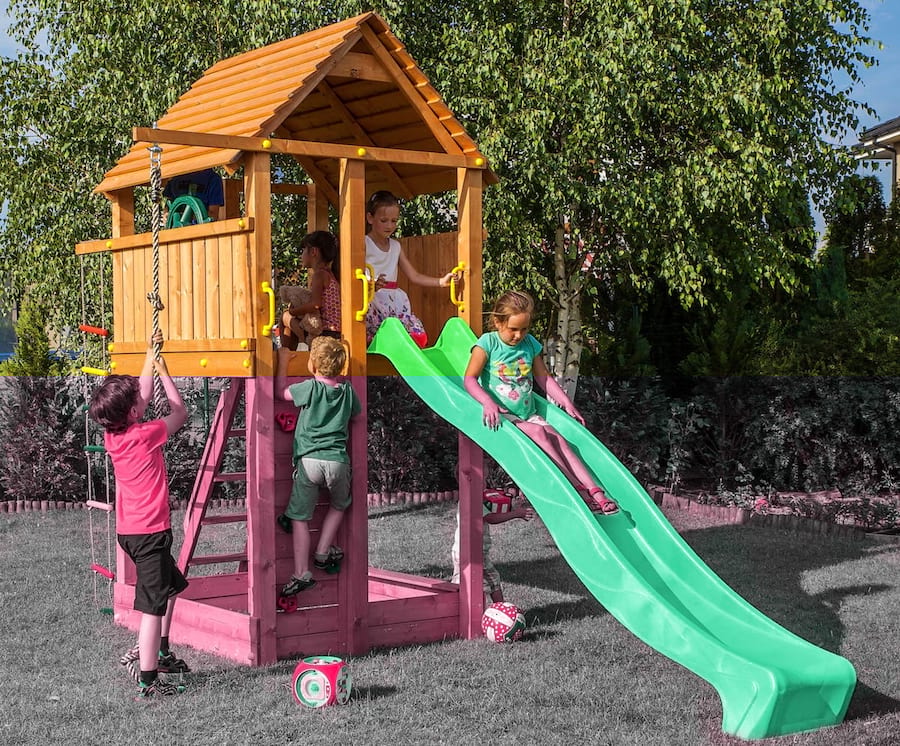 Zjeżdżalnia ogrodowa dla dzieci z drewna Fungoo Fortress