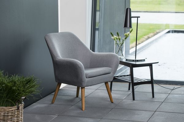 Actona Astro fotel nowoczesny design jasnoszary - aranżacja