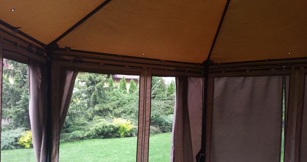 Pawilon ogrodowy z moskitierą Samos wnętrze i sufit