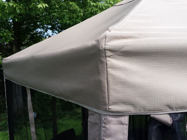 Pawilon ogrodowy stalowy Tasos zbliżenie na strukturę