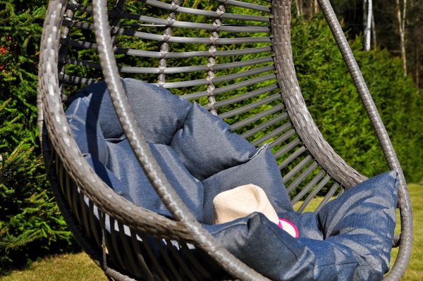 Huśtawka ogrodowa kokon Bellissimo