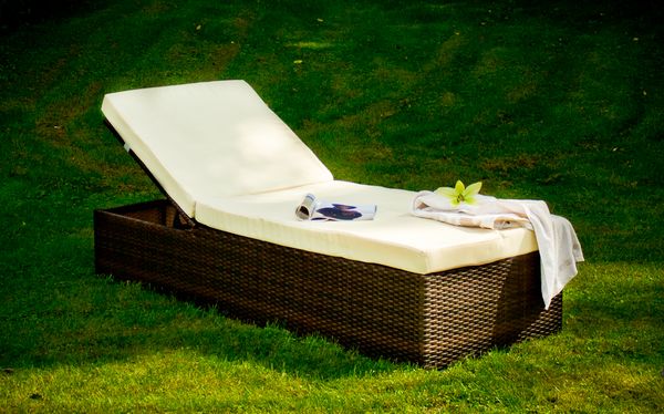 Łóżko ogrodowe Esigente technorattan