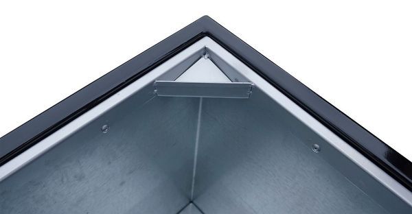 Zbliżenie na pojemnik kosza