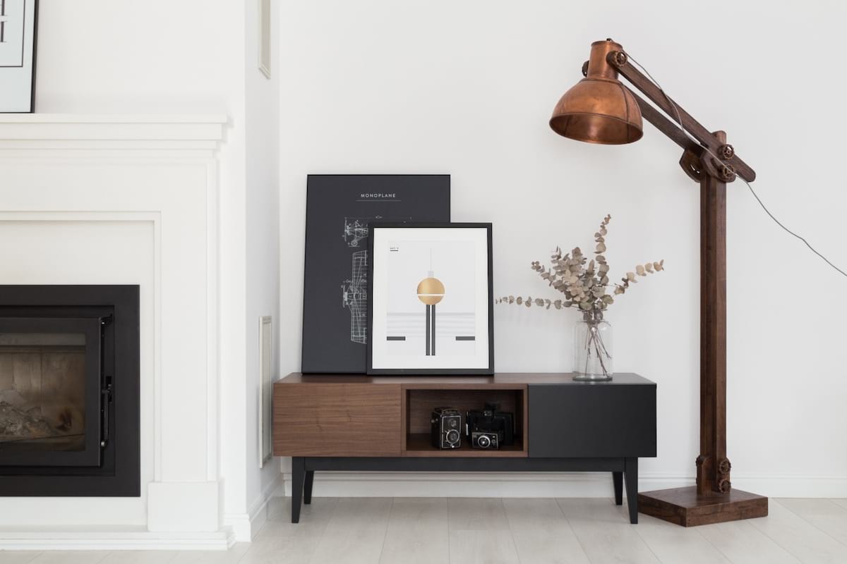 Mała szafka rtv 2b czarna wstawka