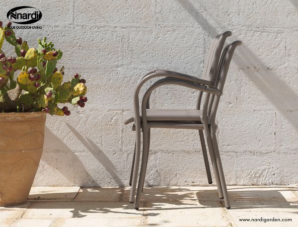 Nardi Musa krzesło eleganckie możliwość sztaplowania