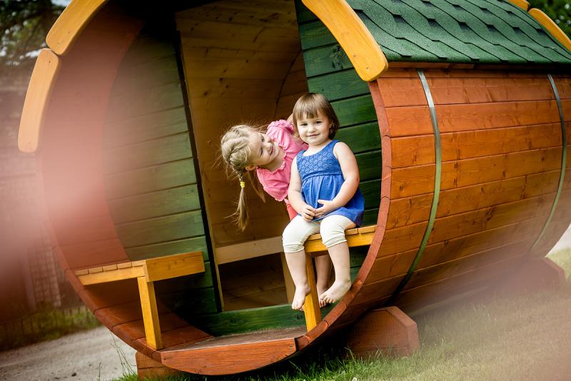 Domek ogrodowy z drewna dla dzieci BECZKA 190x160cm