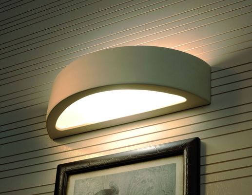 Kinkiet Atena świecący