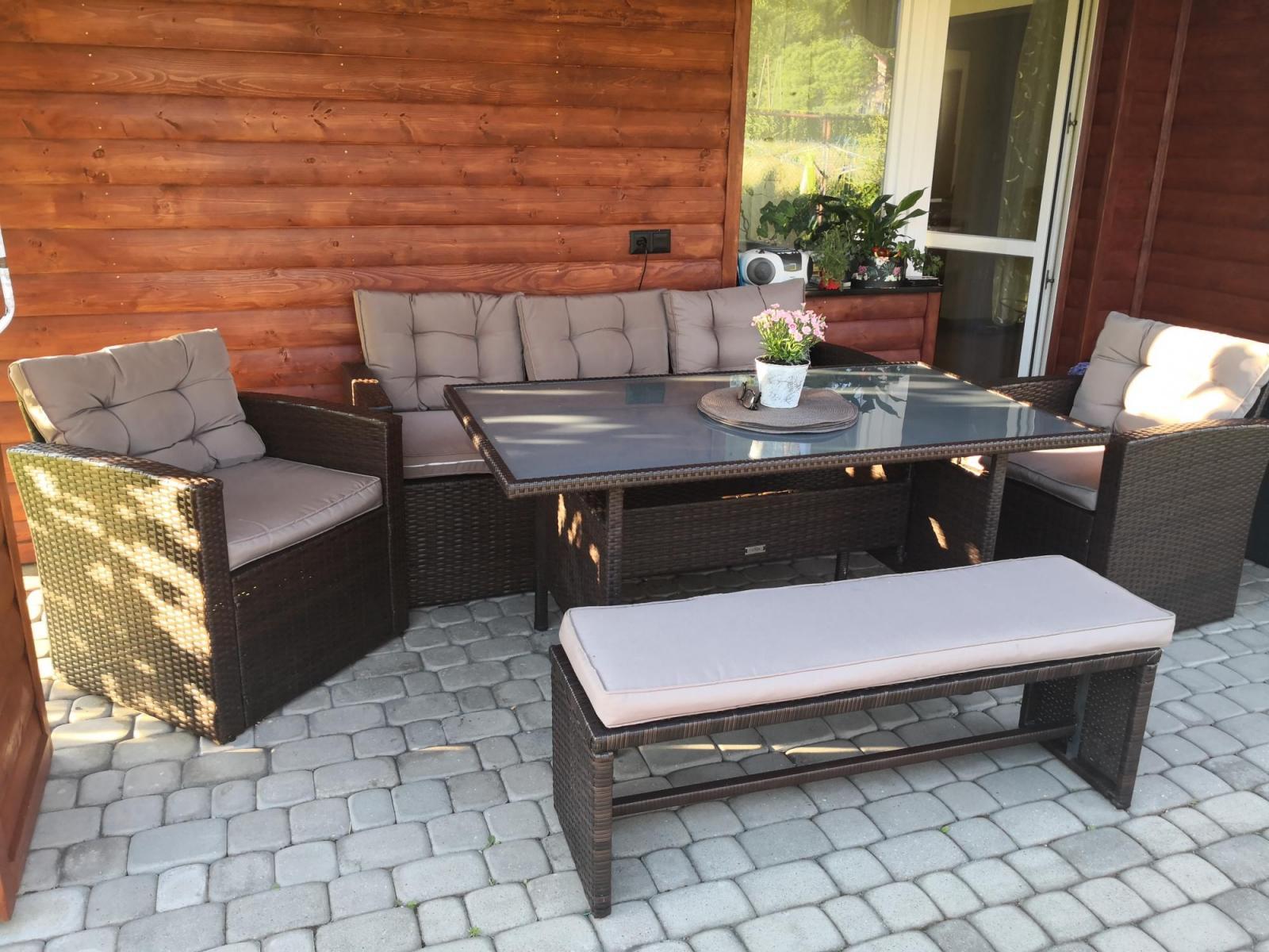 Komplet brązowych mebli technorattanowych