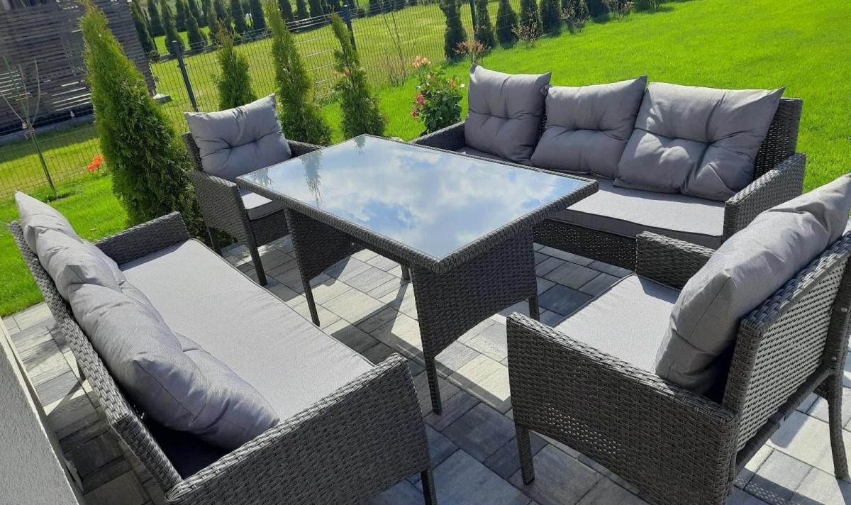 Technorattan și material ușor de curățat