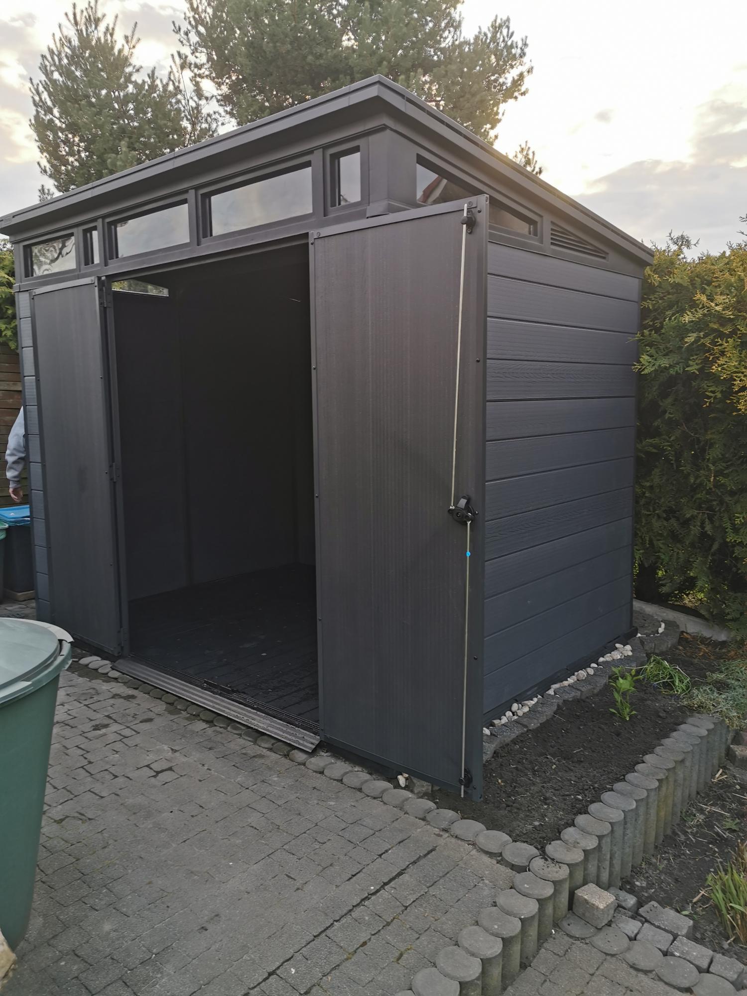 Keter Cortina 9x7 domek ogrodowy narzędziowy 279x216cm 6m2